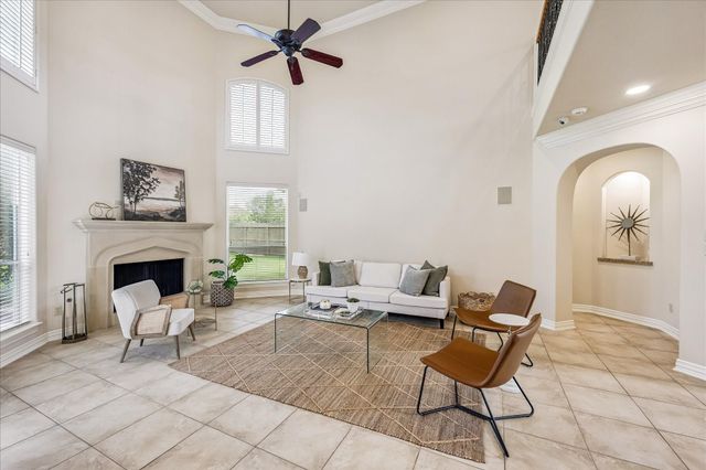 2210 Bywater Drive, Houston, TX 77077