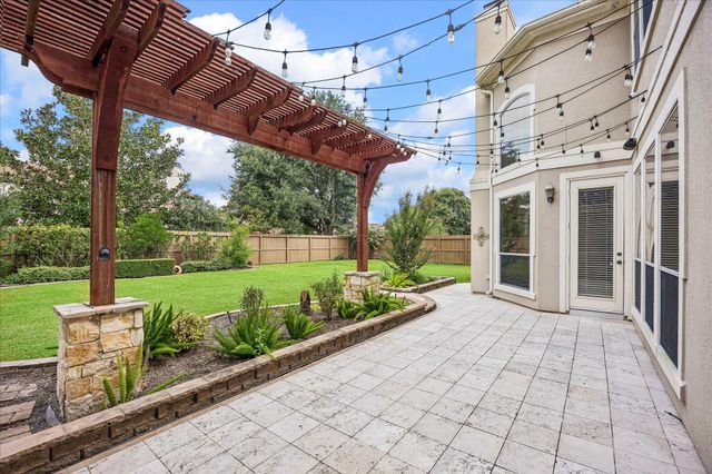 2210 Bywater Drive, Houston, TX 77077