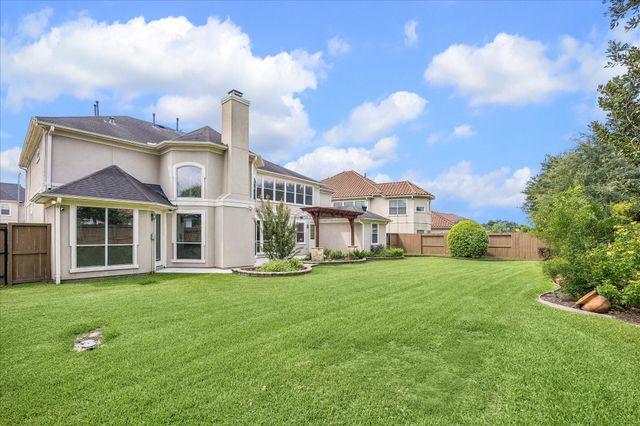 2210 Bywater Drive, Houston, TX 77077