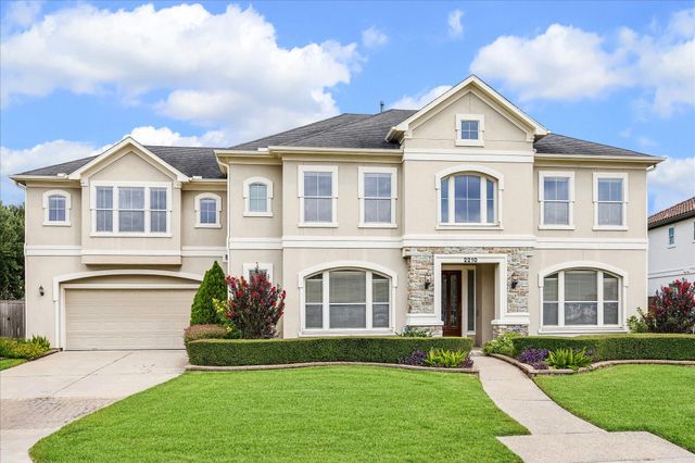 2210 Bywater Drive, Houston, TX 77077