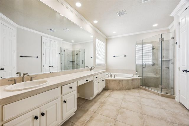2210 Bywater Drive, Houston, TX 77077