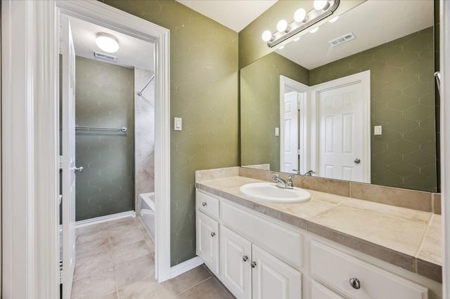 2210 Bywater Drive, Houston, TX 77077