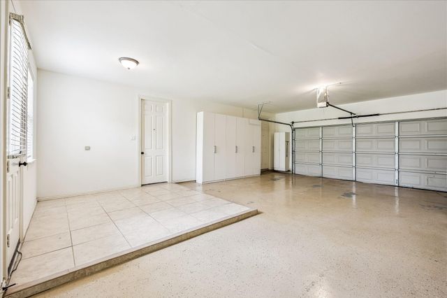 2210 Bywater Drive, Houston, TX 77077