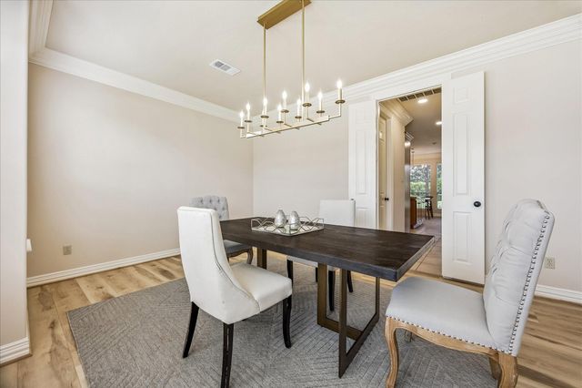 2210 Bywater Drive, Houston, TX 77077