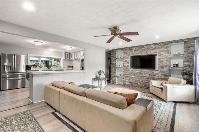 30 Lockwood Road, Cumberland, RI 02864