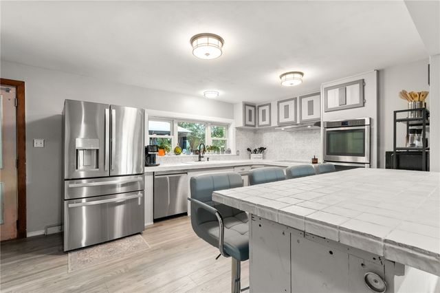30 Lockwood Road, Cumberland, RI 02864