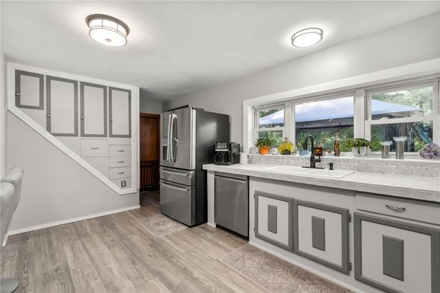 30 Lockwood Road, Cumberland, RI 02864