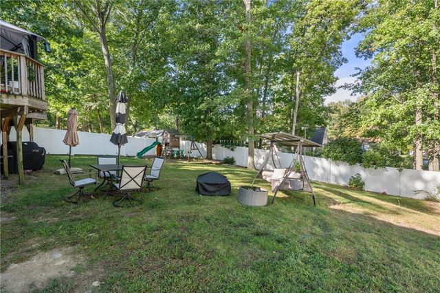30 Lockwood Road, Cumberland, RI 02864