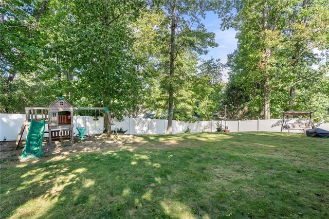 30 Lockwood Road, Cumberland, RI 02864