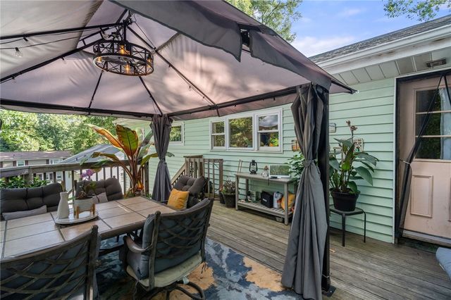 30 Lockwood Road, Cumberland, RI 02864