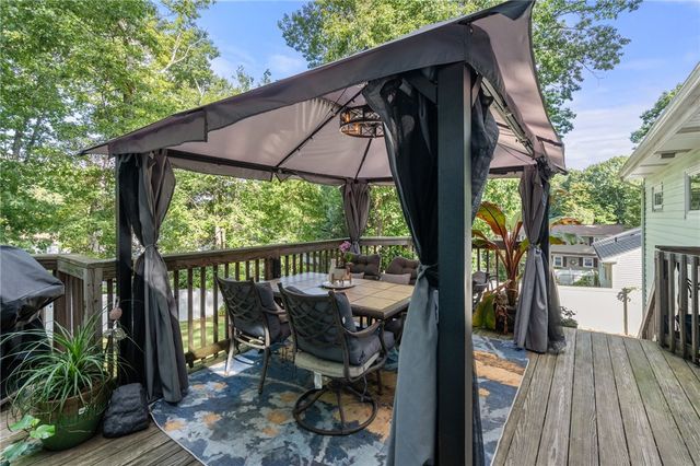 30 Lockwood Road, Cumberland, RI 02864