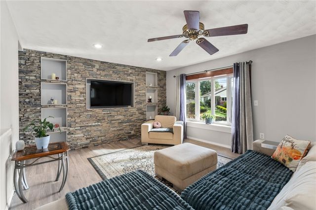 30 Lockwood Road, Cumberland, RI 02864