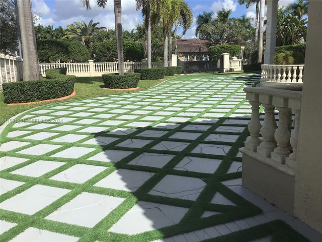 13460 SW 32nd Street, Miami, FL 33175