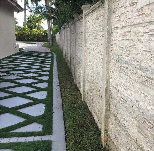 13460 SW 32nd Street, Miami, FL 33175