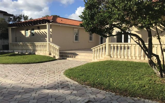 13460 SW 32nd Street, Miami, FL 33175
