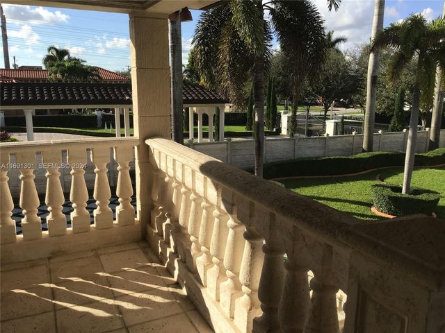 13460 SW 32nd Street, Miami, FL 33175