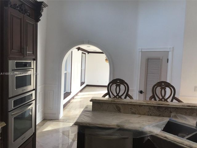 13460 SW 32nd Street, Miami, FL 33175