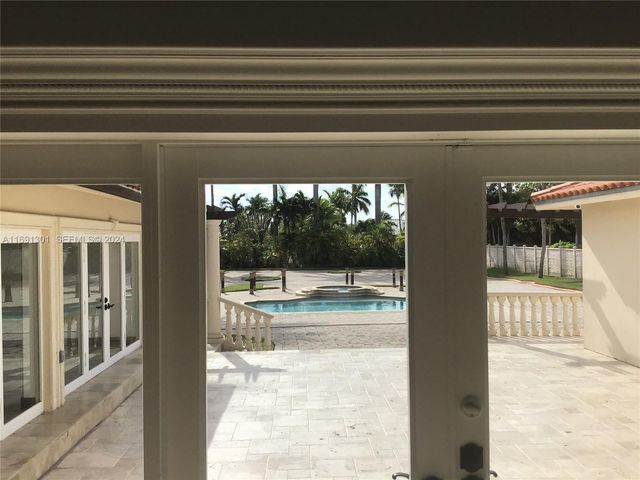 13460 SW 32nd Street, Miami, FL 33175