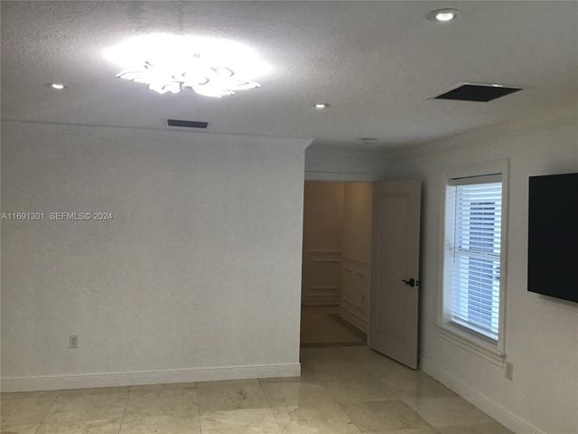 13460 SW 32nd Street, Miami, FL 33175