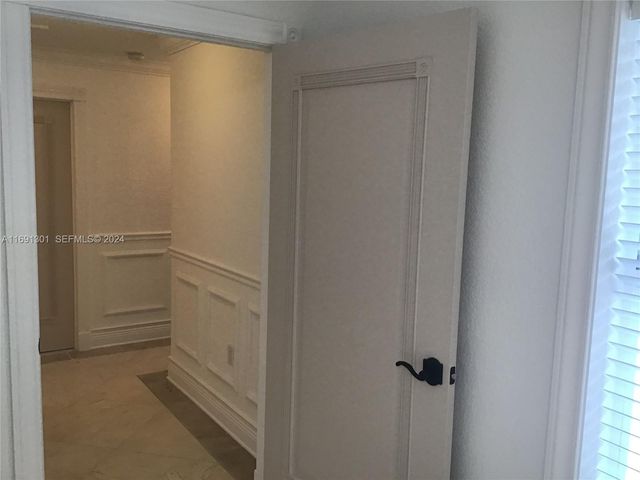 13460 SW 32nd Street, Miami, FL 33175