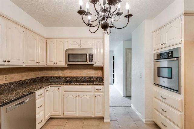 7817 Old Hickory Lane, Oklahoma City, OK 73116