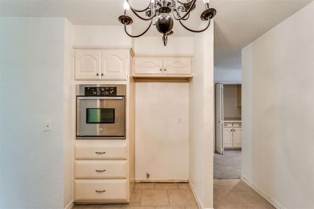 7817 Old Hickory Lane, Oklahoma City, OK 73116