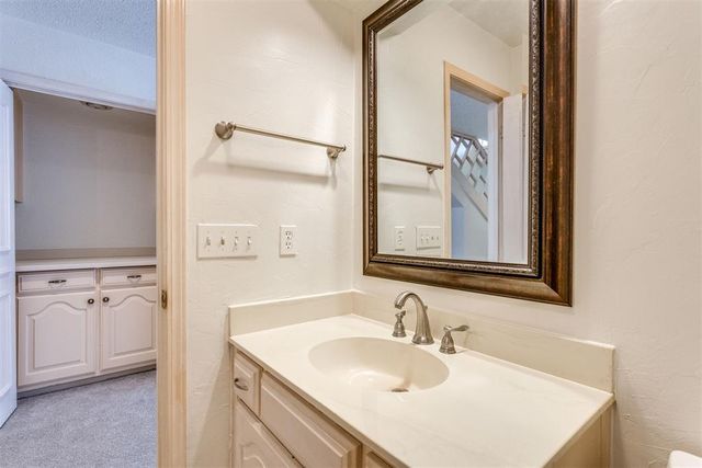 7817 Old Hickory Lane, Oklahoma City, OK 73116