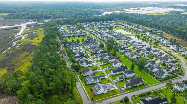 3984 Berberis Lane, Ravenel, SC 29470