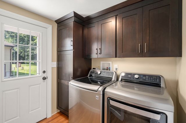 15 Claridge Dr, Worcester, MA 01602