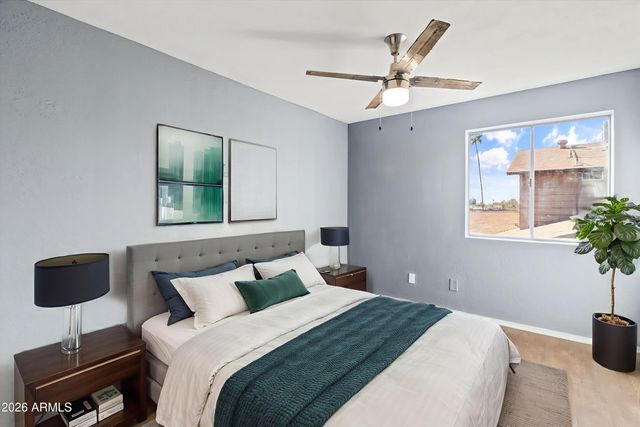 5204 W GARDEN Drive, Glendale, AZ 85304