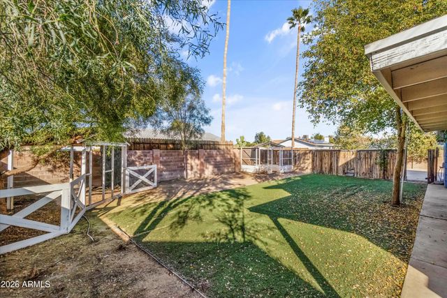 5204 W GARDEN Drive, Glendale, AZ 85304