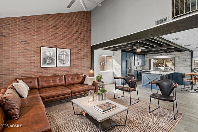 5204 W GARDEN Drive, Glendale, AZ 85304