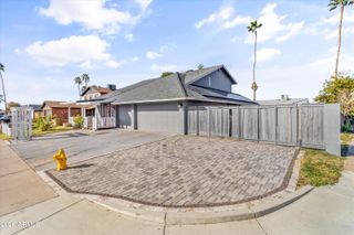 5204 W GARDEN Drive, Glendale, AZ 85304