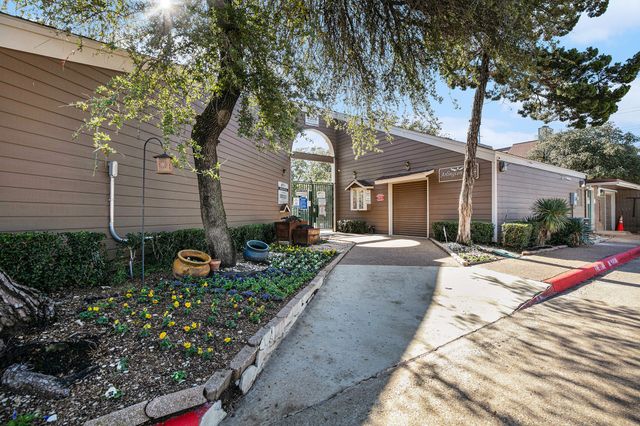 2311 Balsam Drive H307, Arlington, TX 76006