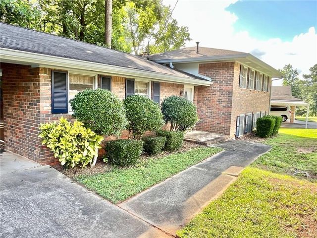512 Donwood Lane SW, Marietta, GA 30060
