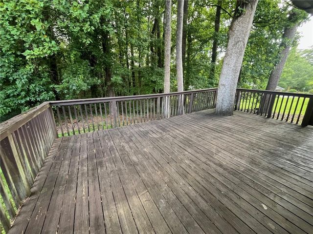 512 Donwood Lane SW, Marietta, GA 30060
