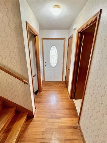 512 Donwood Lane SW, Marietta, GA 30060