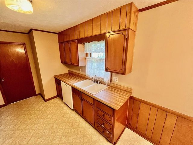 512 Donwood Lane SW, Marietta, GA 30060