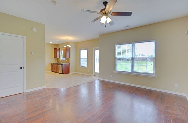 935 Mustang Lane NE, Ludowici, GA 31313