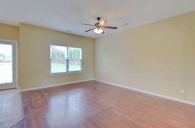 935 Mustang Lane NE, Ludowici, GA 31313