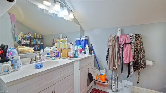 454 Algonquin RD, Hampton, VA 23661