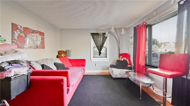 454 Algonquin RD, Hampton, VA 23661