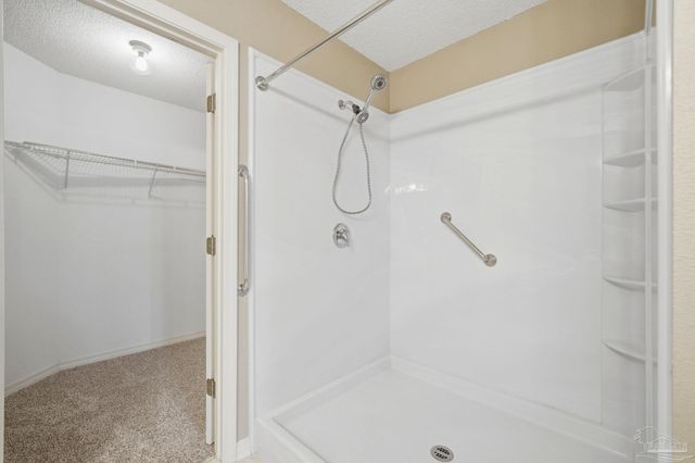 2528 Eclipse Ln, Pensacola, FL 32514