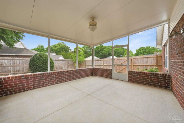 2528 Eclipse Ln, Pensacola, FL 32514
