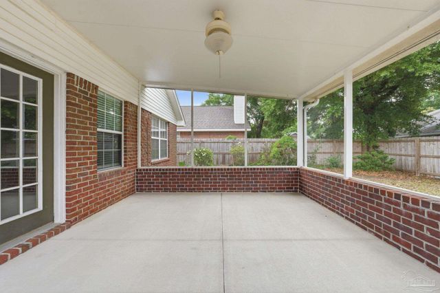 2528 Eclipse Ln, Pensacola, FL 32514