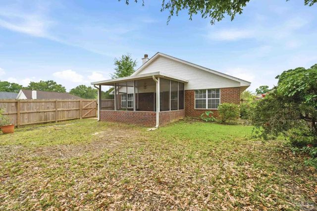 2528 Eclipse Ln, Pensacola, FL 32514