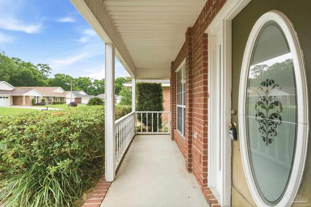 2528 Eclipse Ln, Pensacola, FL 32514