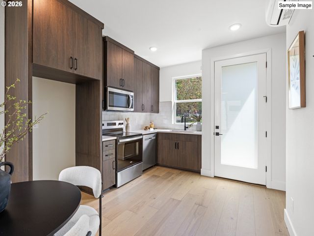 3223 Se 28th Ave, Portland, OR 97202