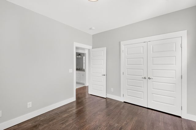 2409B Chapman Dr, Nashville, TN 37206