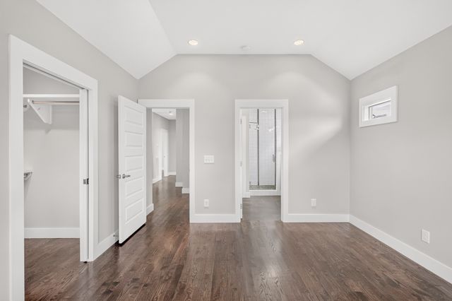 2409B Chapman Dr, Nashville, TN 37206